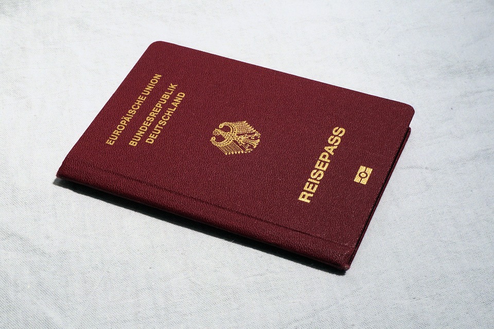 为什么当今需要一本海外护照？